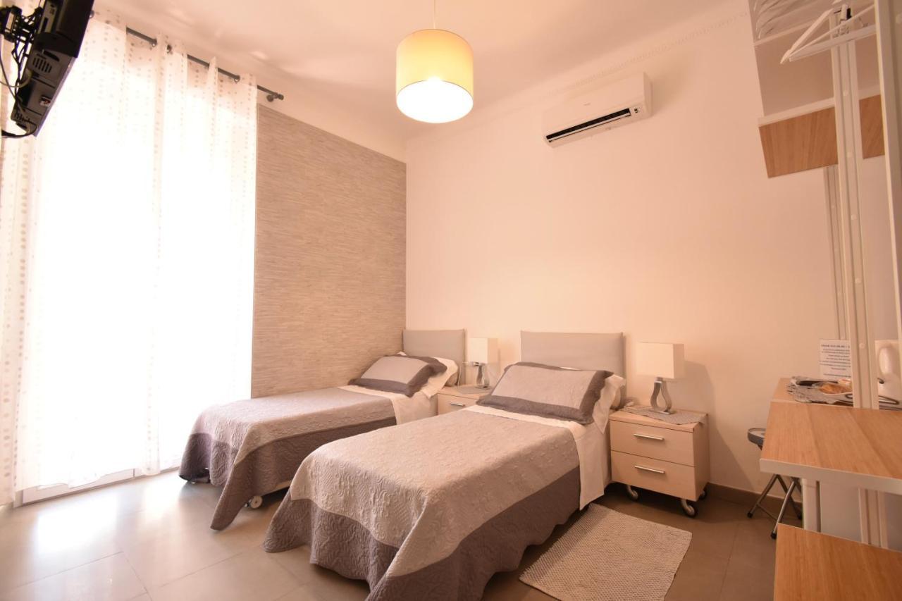 Affittacamere E Appartamenti - Rent Rooms And Apartments Le Camere Nel Corso - Adults Only La Spezia Eksteriør billede