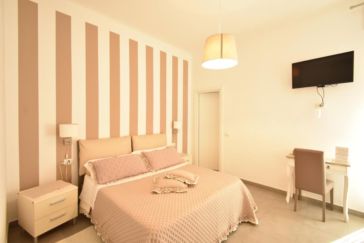 Affittacamere E Appartamenti - Rent Rooms And Apartments Le Camere Nel Corso - Adults Only La Spezia Eksteriør billede