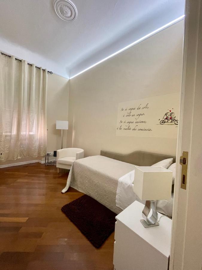 Affittacamere E Appartamenti - Rent Rooms And Apartments Le Camere Nel Corso - Adults Only La Spezia Eksteriør billede