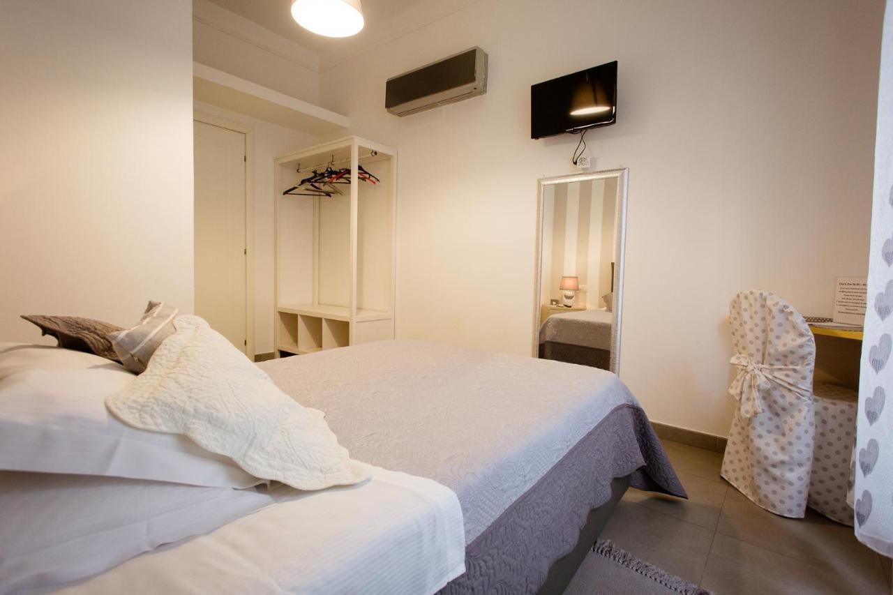 Affittacamere E Appartamenti - Rent Rooms And Apartments Le Camere Nel Corso - Adults Only La Spezia Eksteriør billede