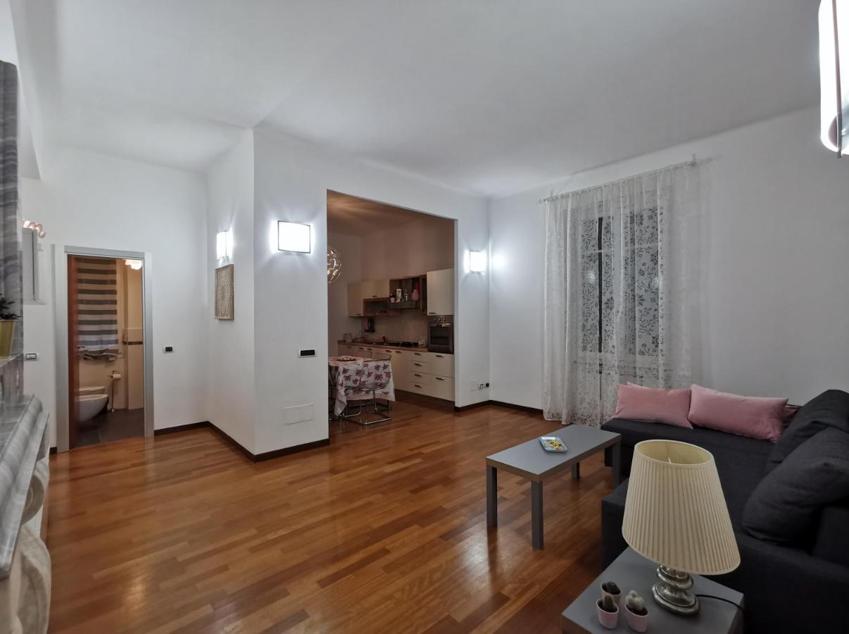 Affittacamere E Appartamenti - Rent Rooms And Apartments Le Camere Nel Corso - Adults Only La Spezia Eksteriør billede
